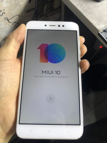 а 10 телефон: Redmi, Redmi 5A, Б/у, 32 ГБ, цвет - Белый, 2 SIM