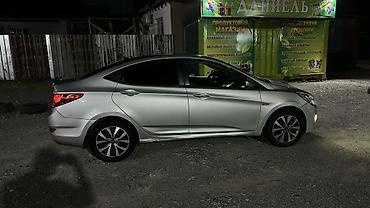 transporter multivan: Hyundai Solaris: 2014 г., Седан — 3