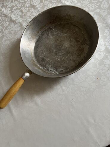 блинная сковорода: Казан на 3 литра и сковородка, производство ссср