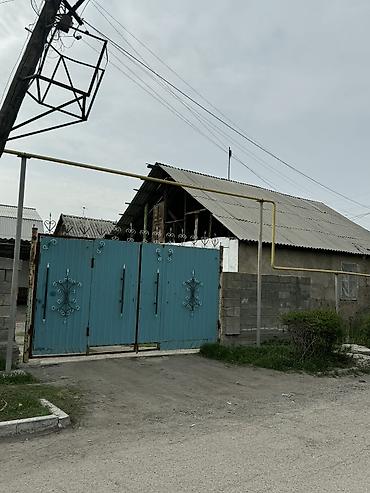 Продажа коттеджей и домов: В центре города Кант Продаются дом Участок 10 соток + магазин, 3 at lalafo.kg — 14 Продажа коттеджей и домов: В центре города Кант Продаются дом Участок 10 соток + магазин, 3 — 14