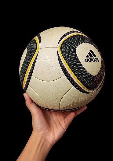 Спорт и отдых: Təmiz Orginal Adidas Jabulani futbol topudur. 2010 cu ildə Fifa — 3