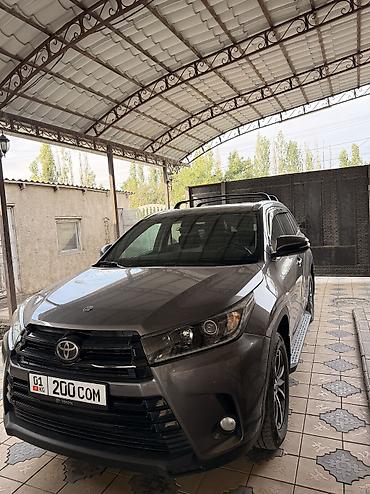 Toyota Highlander: 2018 г., 3.5 л, Автомат, Бензин, Кроссовер