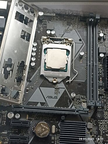Материнские платы: Материнская плата, Б/у, Asus, LGA1151 v2, Micro-ATX, Для ПК