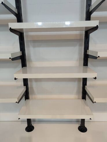 Hazır biznes: Geyim magaza vitrinləri ideal vəziyətdə satılır. Vitrin mebeleri — 10