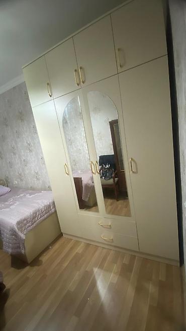 Dolablar: Yeni, 4 qapılı, Güzgülü, Bej, Açılan, Düz dolab — 2