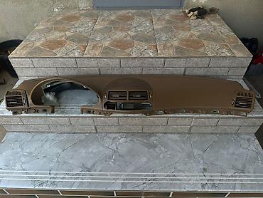 w210 şit: Mercedes-Benz W210 üçün salon detalları - Ön panel (torpedo) – — 1