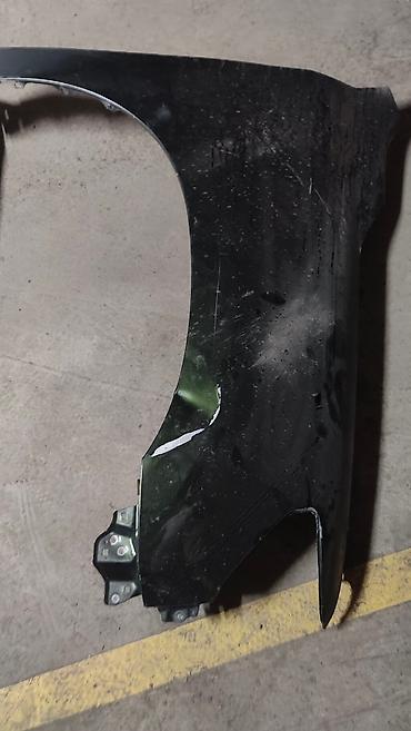 Крылья и комплектующие: Крыло Переднее левое Toyota, 2009 г., Б/у, Оригинал — 2