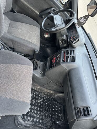 ВАЗ (ЛАДА): ВАЗ (ЛАДА) 2110: 2001 г., 1.5 л, Механика, Бензин, Седан — 11