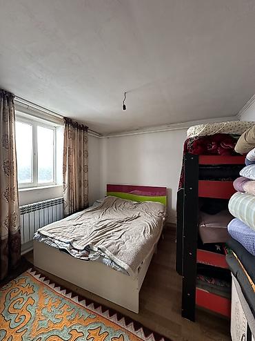 Продажа коттеджей и домов: СРОЧНО ПРОДАЕТСЯ!!! Район: Ак ордо 2 Участок: 4.25 Площадь: 130м2 — 12