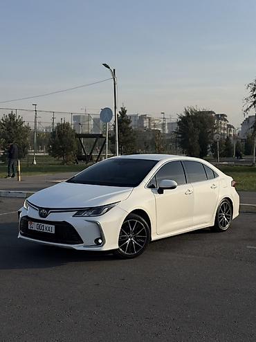 fit rs: Toyota Corolla: 2022 г., 1.8 л, Автомат, Бензин, Седан — 3
