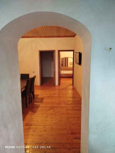 Həyət evləri və villaların satışı: 4 otaqlı, 130 kv. m, Kredit var, Orta təmir -da lalafo.az — 4 Həyət evləri və villaların satışı: 4 otaqlı, 130 kv. m, Kredit var, Orta təmir — 4