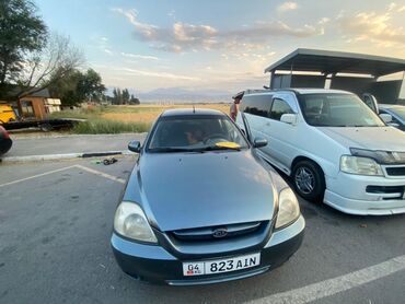 арзан машиналар ош: Kia Rio: 2003 г., 1.3 л, Механика, Бензин, Седан