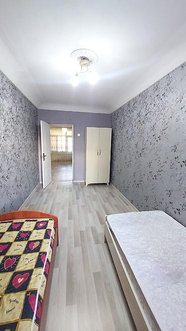 qubada satilan evler: Bakı, 2 otaqlı, Köhnə tikili, m. Neftçilər, 46 kv. m — 3