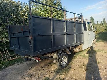 солярка бензин: Жеңил жүк ташуучу унаа, Mercedes-Benz, Дубль, 2 т, Колдонулган — 4