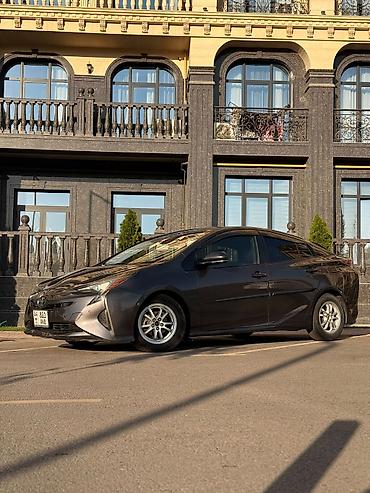 приус 2017: Toyota Prius: 2017 г., 1.8 л, Вариатор, Гибрид, Хэтчбэк — 9