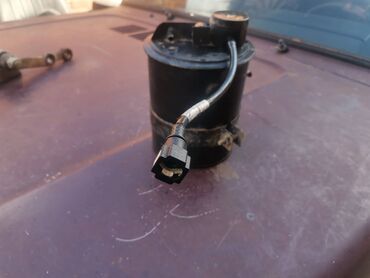 Auto delovi: Kanister apsorber benzinskih para Lada 21214i Niva. Polovno, ocuvano — 2