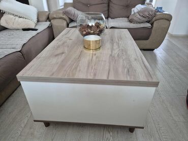 Stolovi: Klub sto sa skrivenim odlaganjem - Materijal: oplemenjena iverica — 3