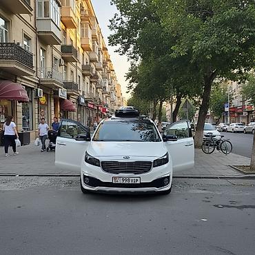 12 t: Kia Carnival: 2017 г., 2.2 л, Автомат, Дизель, Минивэн — 3