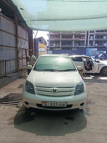 tank x: Toyota Ist: 2003 г., 1.3 л, Автомат, Бензин, Хэтчбэк — 2