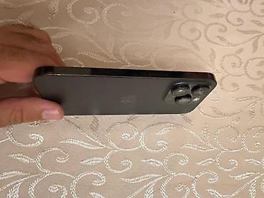 scanner: IPhone 14 Pro, Qara, Face ID — 3