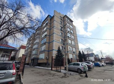 Долгосрочная аренда квартир: 3 комнаты, Риэлтор, Без подселения, С мебелью полностью — 26