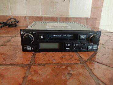 bmw e39 android monitor: Kia Sportage(2007) üsdünden çıxma zavod monitor.(kasetli) İşlək
