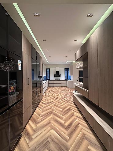 Продажа домов: Дом, 320 м², 6 комнат — 16