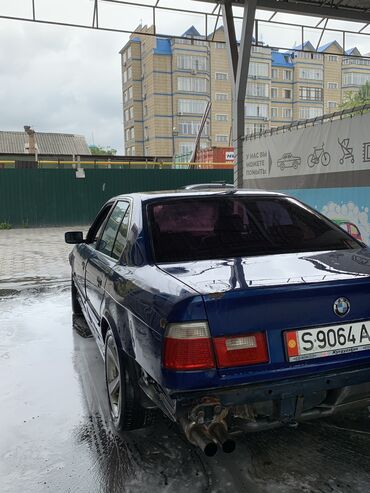 BMW: BMW 5 series: 1994 г., 2.5 л, Механика, Бензин, Седан