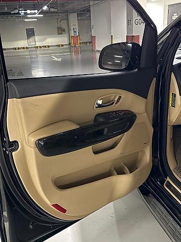 Kia: Kia Carnival: 2020 г., Минивэн — 11