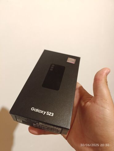samsun s24: Samsung Galaxy S23, 256 GB, rəng - Qızılı, Qırıq, Sensor, Simsiz şarj