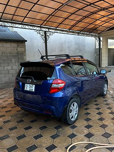 fit 2012: Honda Fit: 2010 г., 1.5 л, Автомат, Бензин, Хэтчбэк — 2