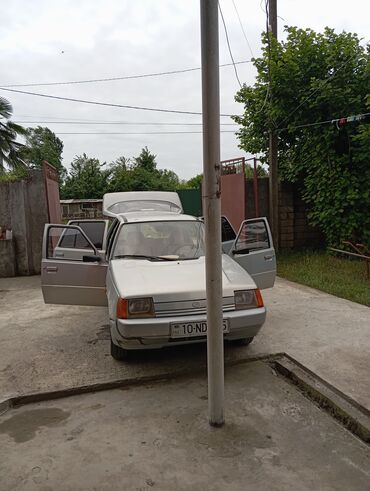 sahibinden satılık toyota land cruiser: ZAZ 1103 Slavuta: 0.1 l | 2004 il 175257 km Universal