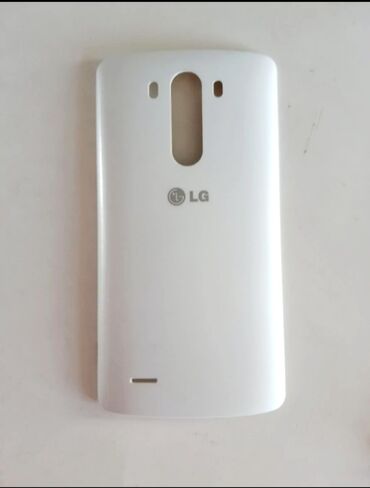 lg telfon: LC G3 telefonunun arxa hissəsi ( qapagı) . Ag rəng. Ehtiyat