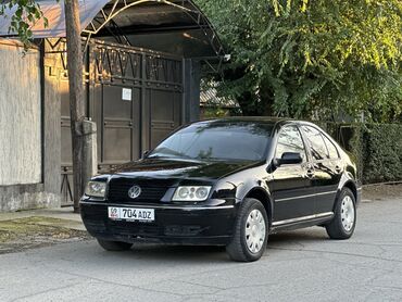volkswagen t3: Volkswagen Bora: 2004 г., 1.6 л, Механика, Бензин, Седан