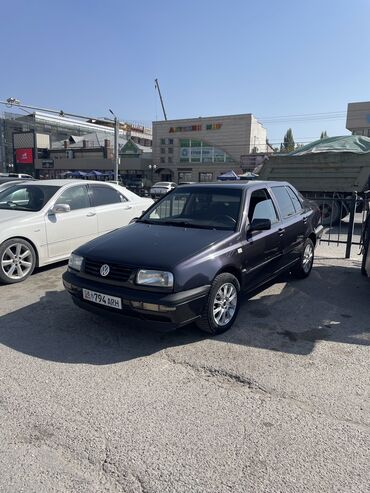 руль нисан: Volkswagen Vento: 1993 г., 1.8 л, Механика, Бензин, Седан