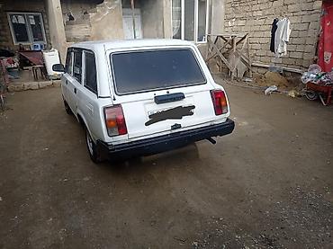 VAZ (LADA): VAZ 2104 universal, ağ rəng. - Kuzov: 5 qapılı, universał kuzov, qara — 5