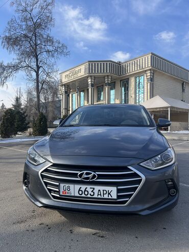 хенда: Hyundai Avante: 2018 г., 1.6 л, Автомат, Газ, Седан