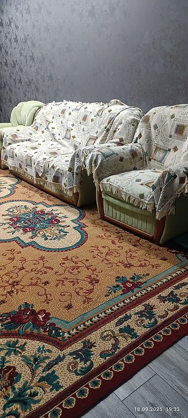 Кухонные гарнитуры: Кухонный гарнитур + обеденный стол с табуретами Современный комплект — 11