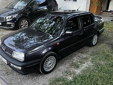 vw vento: Volkswagen Vento: 1993 г., Механика, Бензин, Седан — 7
