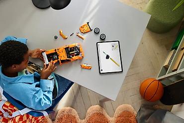 Игрушки: Продаю конструктор LEGO "Technic Fast & Furious Toyota Supra MK4" — 10