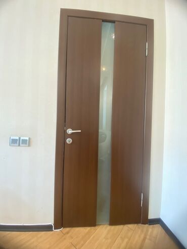 Otaq qapıları: İşlənmiş MDF Otaq qapısı 90x220 sm, Zəmanətsiz, Ünvandan götürmə, Ödənişli quraşdırma