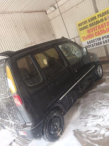 арзан матиз 1: Daihatsu Move: 2001 г., 1 л, Кол менен иштөөчү, Бензин, Вэн/Минивэн — 2