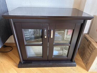 Dolablar: Açılan, 4 qapılı Düz dolab, Servant — 2