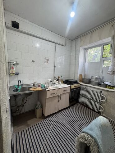 купить квартира в бишкеке: 1 комната, 26 м², Индивидуалка, 1 этаж, Старый ремонт