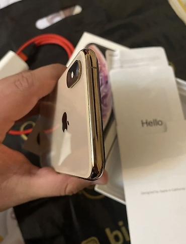 айфон 5 с: IPhone Xs, Золотой, Face ID — 5