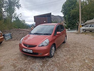 Унаа: Honda Fit: 2005 г., 1.3 л, Вариатор, Бензин, Хетчбек — 4