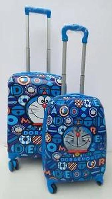 Putni koferi i torbe: Set kofera Doraemon – 2 komada - Dizajn: šareni plavi print sa likom — 20
