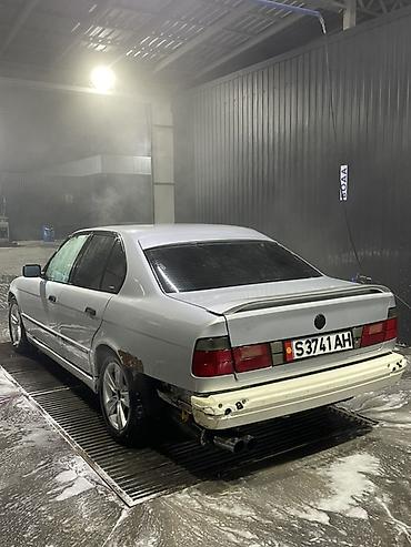 BMW: BMW 5 series: 1992 г., Бензин, Седан — 15