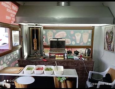 киоск: Doner, dönər şaurma və burger kimi müxtəlif fast fud məhsulları təklif — 3