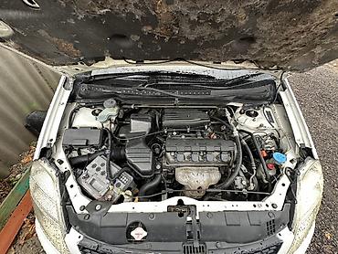 Honda: Honda Stream: 2002 г., 1.7 л, Автомат, Бензин, Минивэн — 10